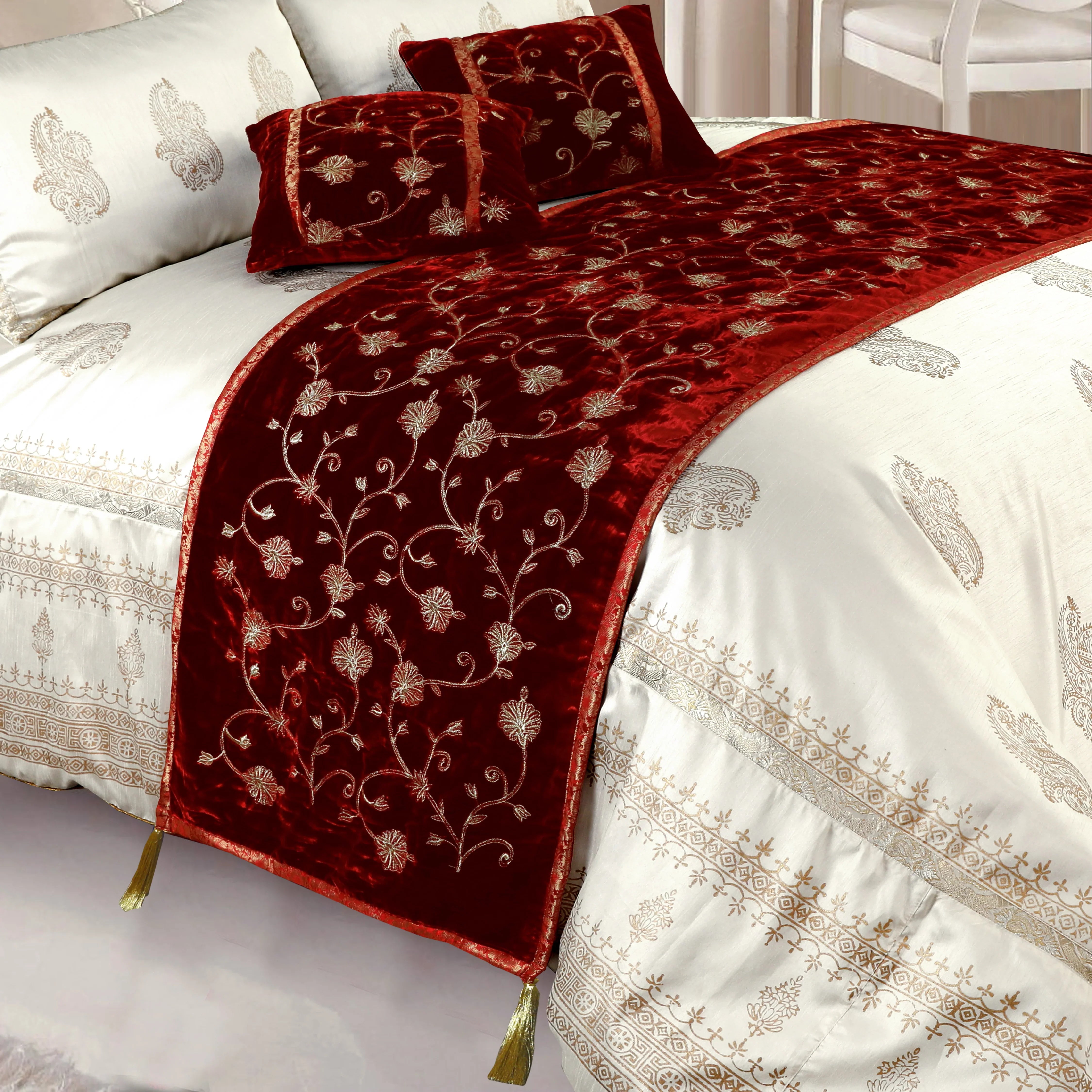 Bed Runner Example Top-Quality Bed Runner Sets Online in Pakistan – Tulips