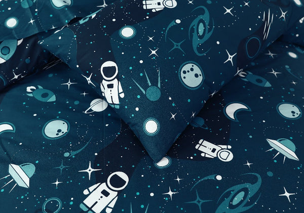 Spaceship - Pillow Cases