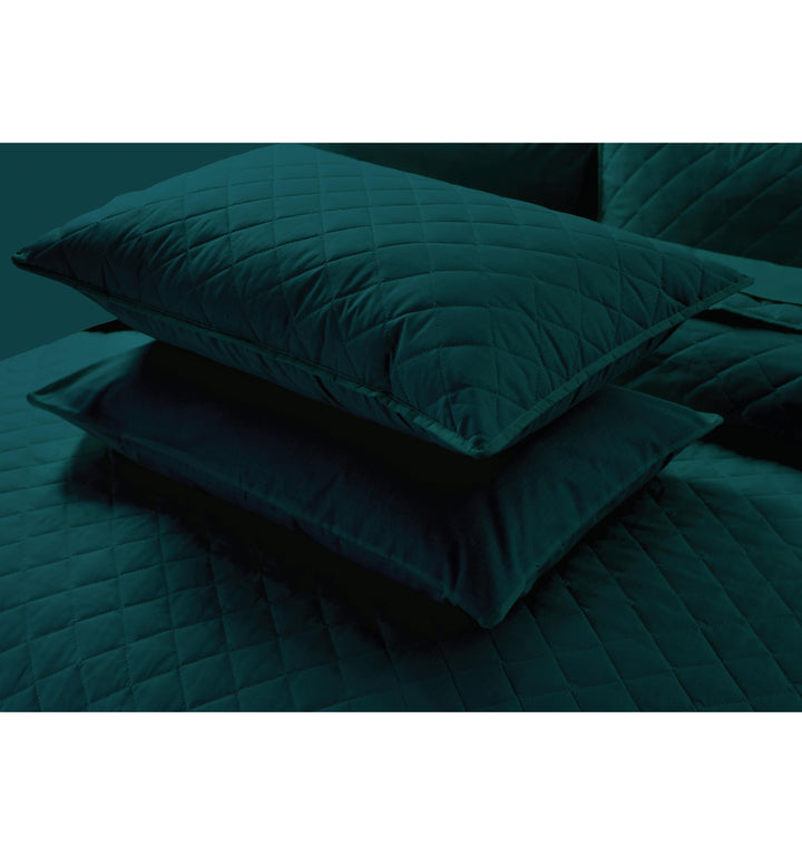 Buy Turquoise Bedspread Set Online in pakistan