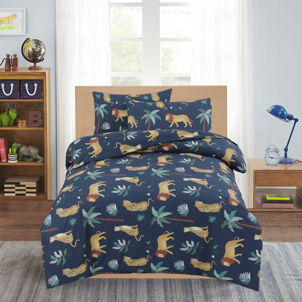 Wild Life - Bedsheet